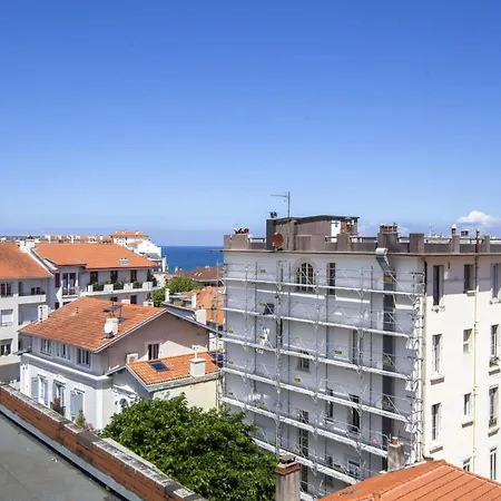 Victoria - Welkeys * Μπιαρίτζ